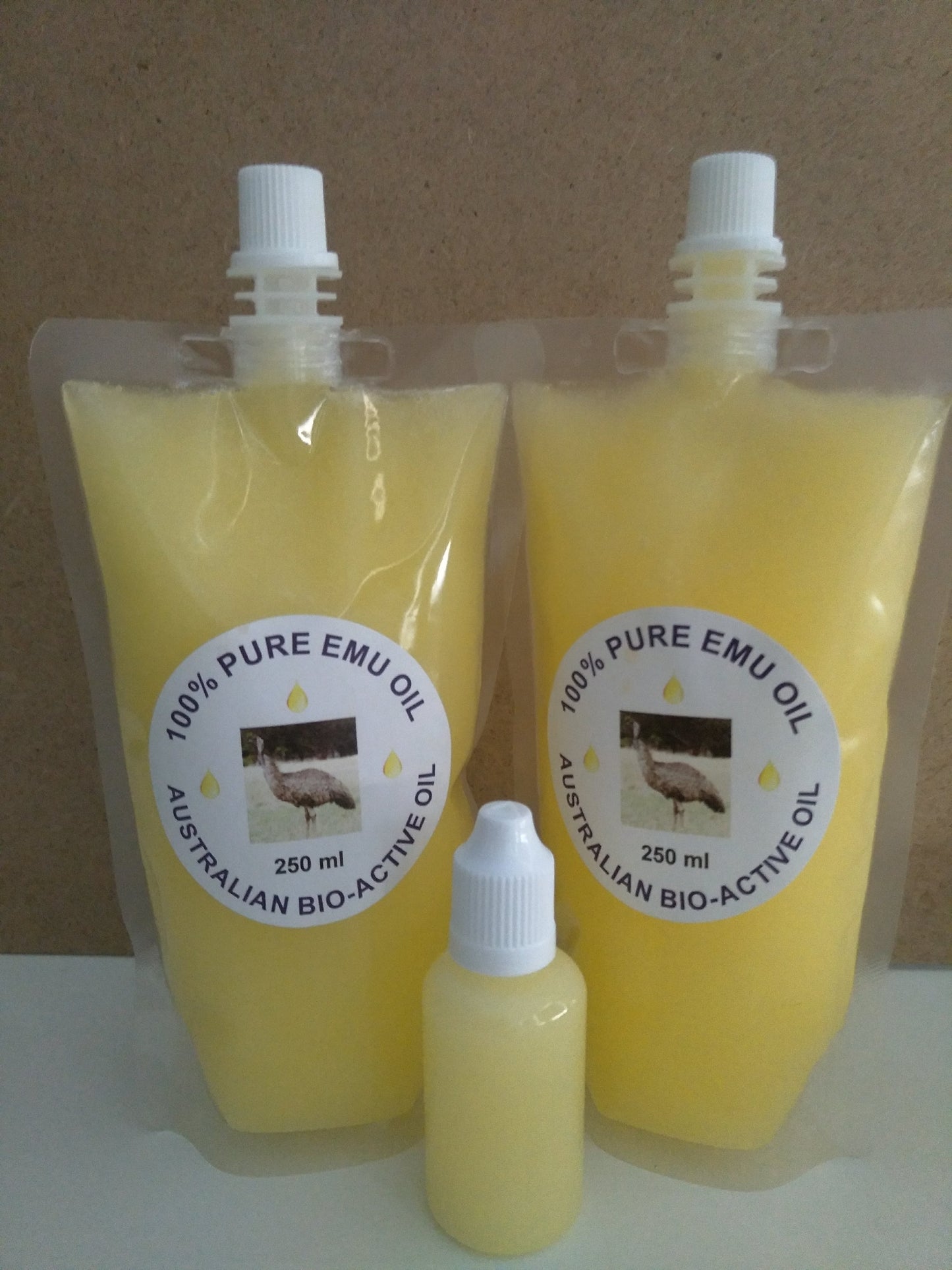 100% PURE AUSTRALIAN EMU OIL (FREE SHIPPING IN AUSTRALIA)