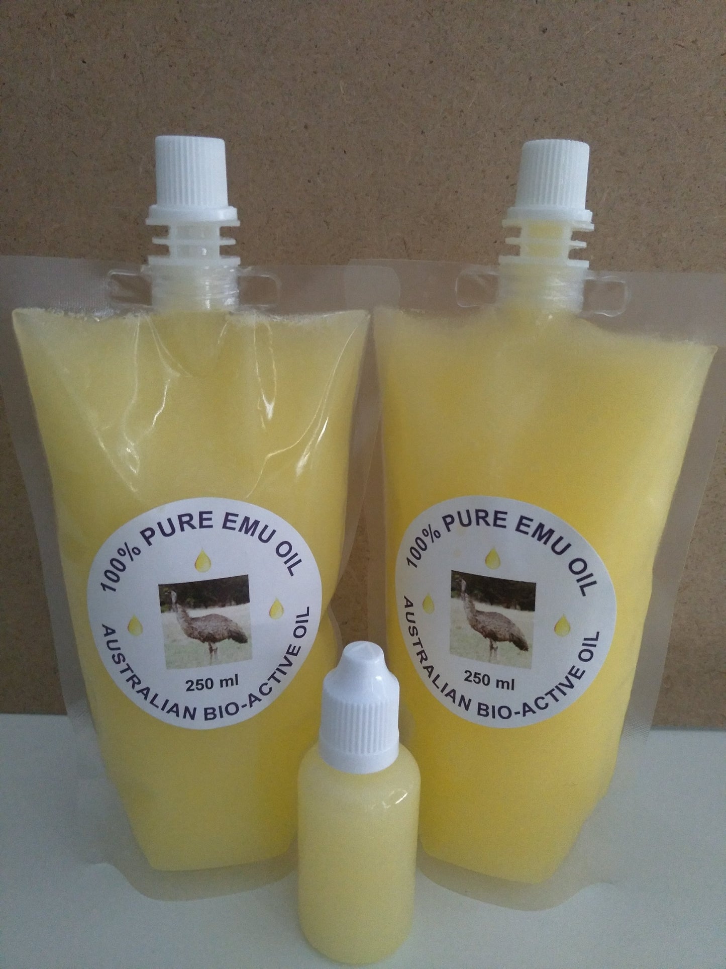 100% PURE AUSTRALIAN EMU OIL (FREE SHIPPING IN AUSTRALIA)