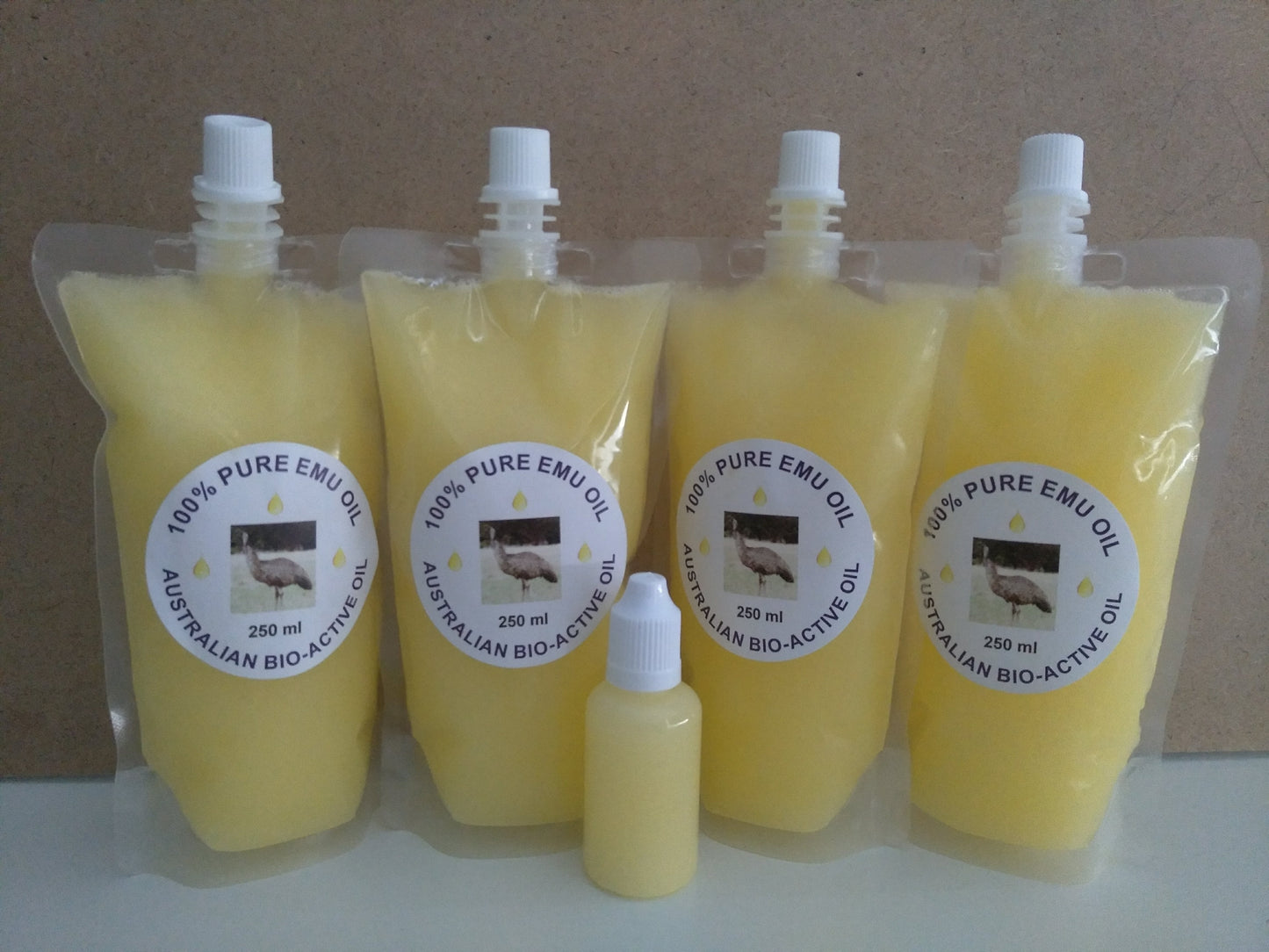 100% PURE AUSTRALIAN EMU OIL (FREE SHIPPING IN AUSTRALIA)