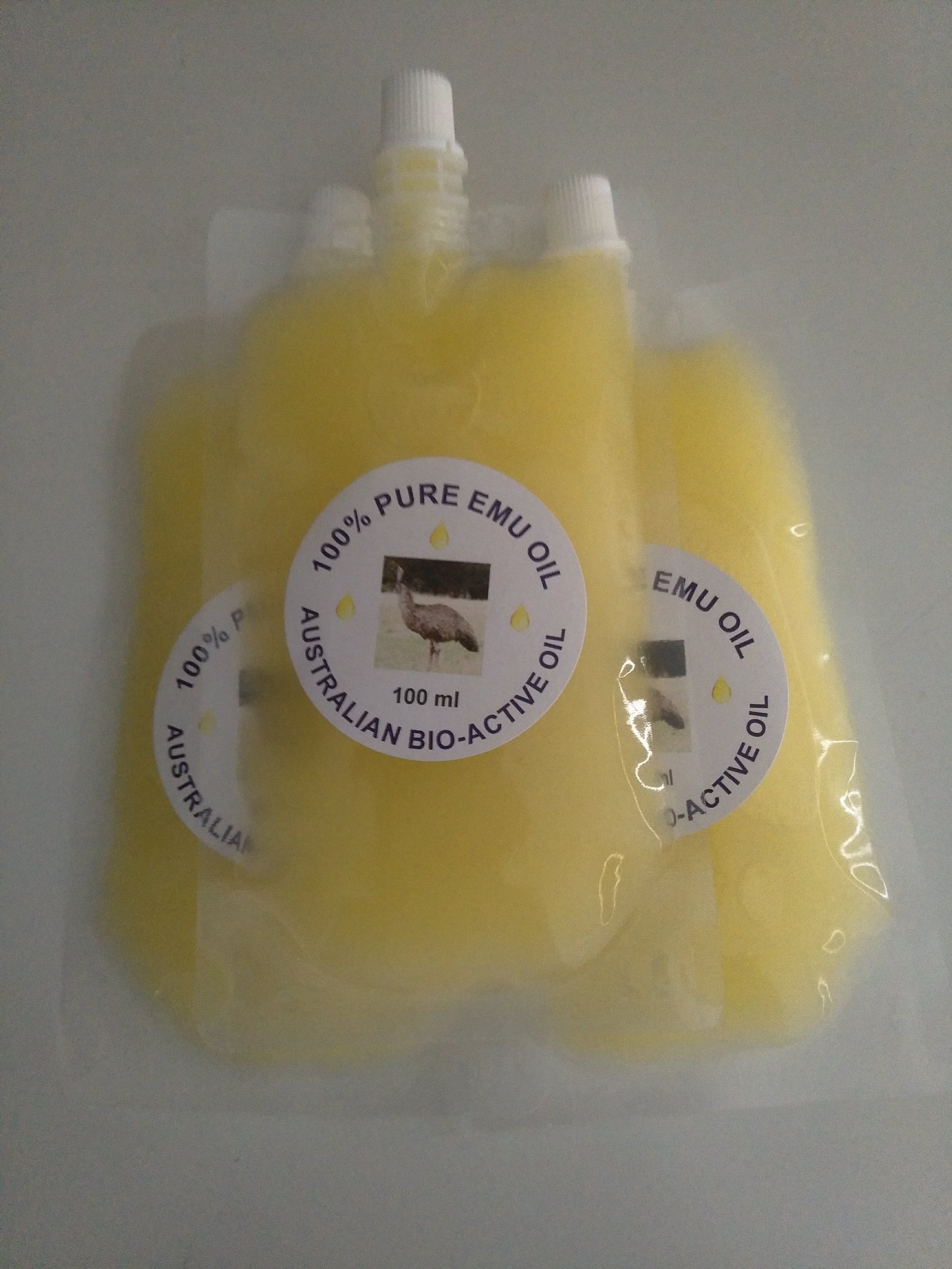 100 ML Pure Australian Emu oil with free shipping FREE SHIPPING IN AUSTRALIA)