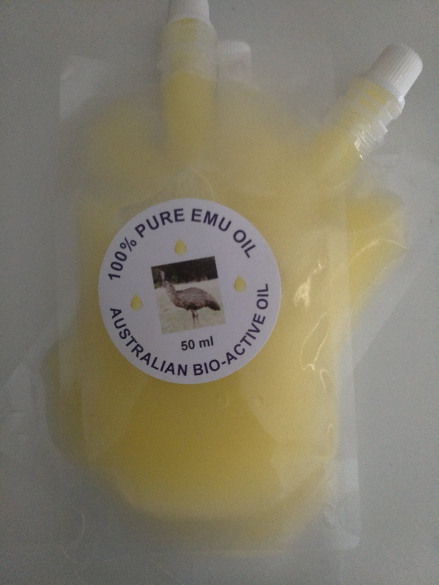 100 ML Pure Australian Emu oil with free shipping FREE SHIPPING IN AUSTRALIA)